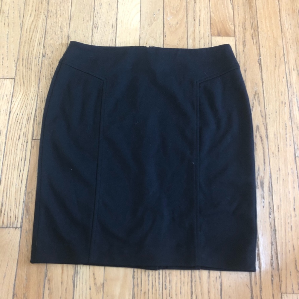 black pencil skirt